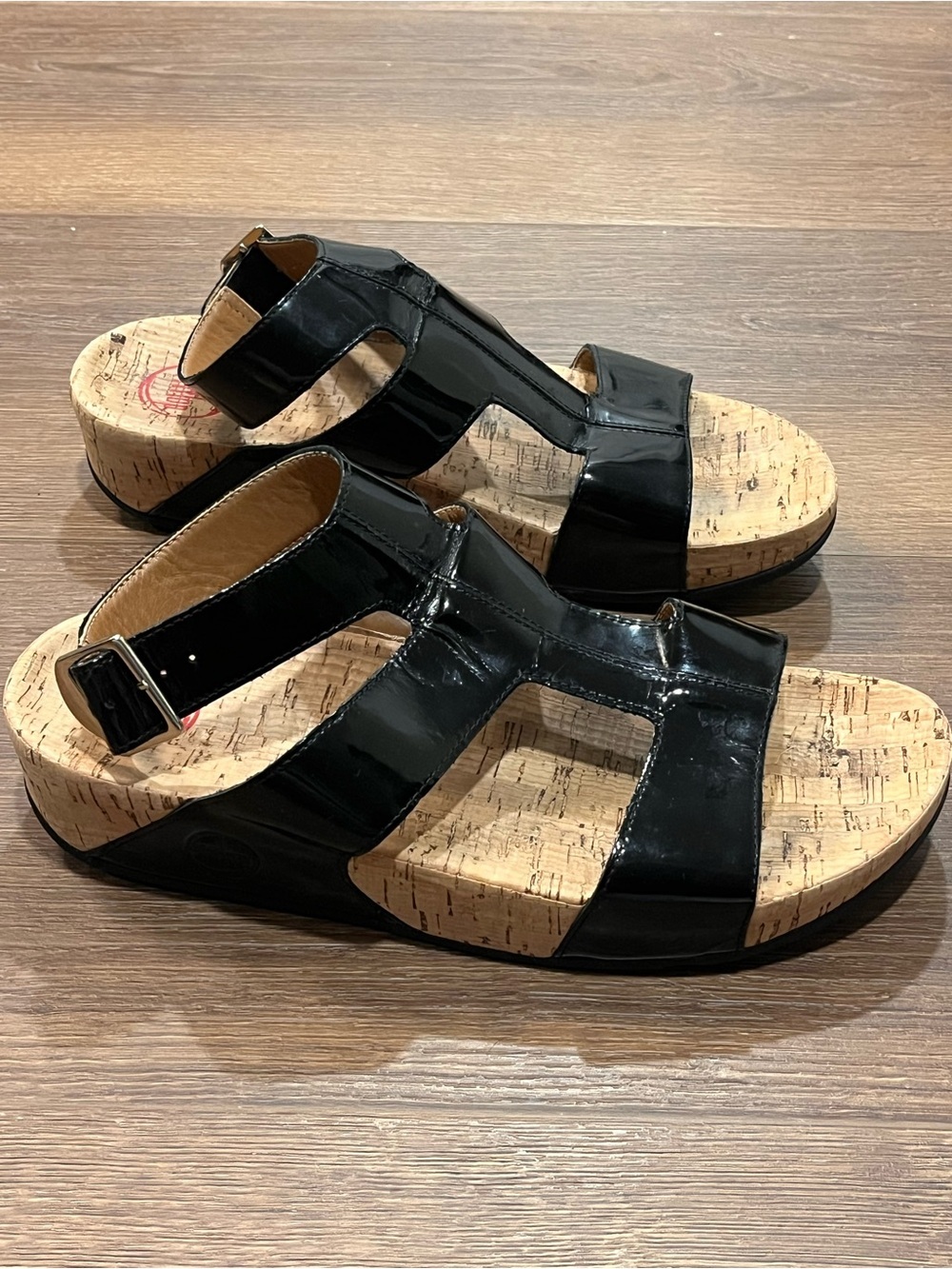 Fitflop | Arena Gladiator sandals cork footbed Women’s size 10 black shoes